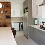 Uniquestay Strand 5 Bedroom House